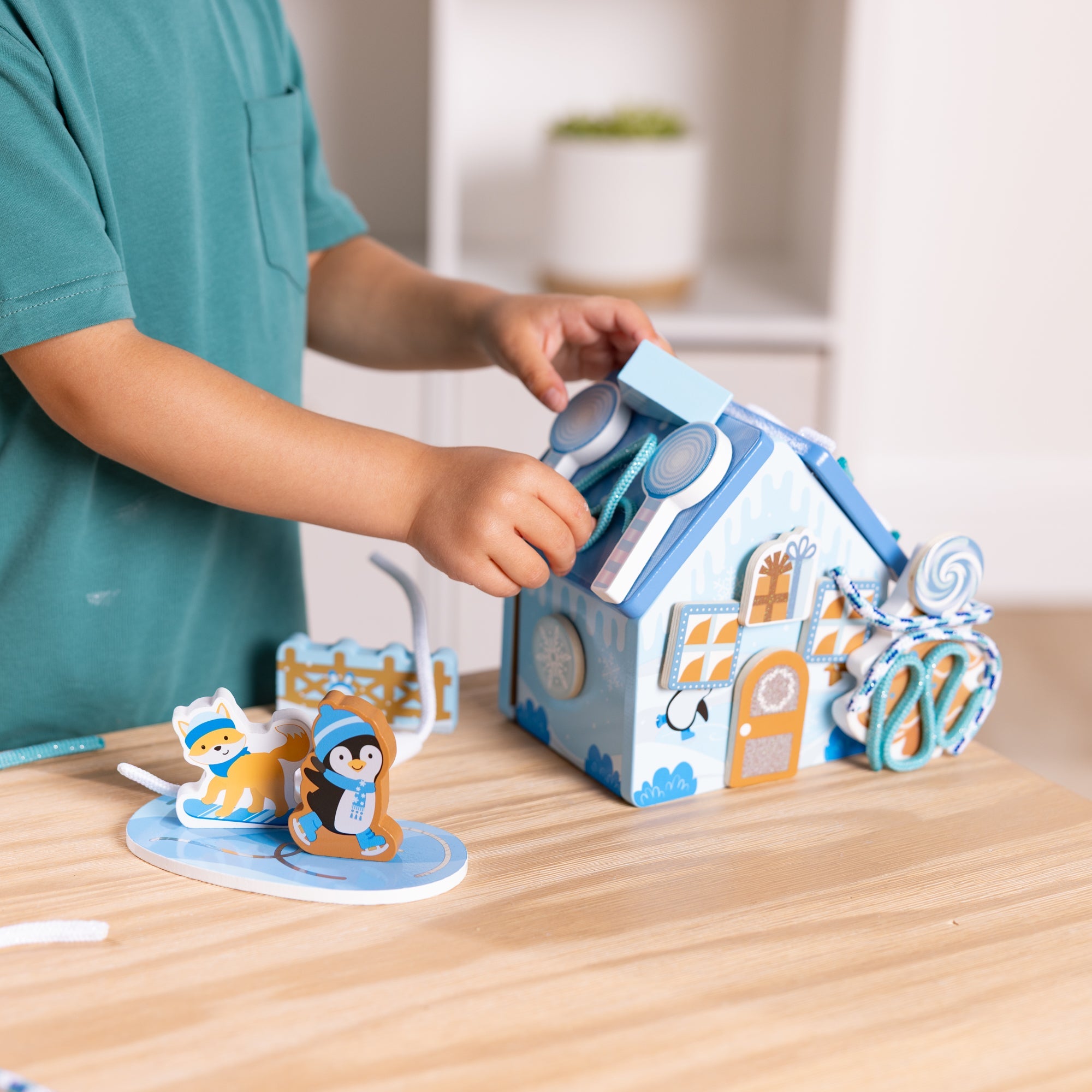 Wooden Gingerbread House Play Set ?C Winter Frost