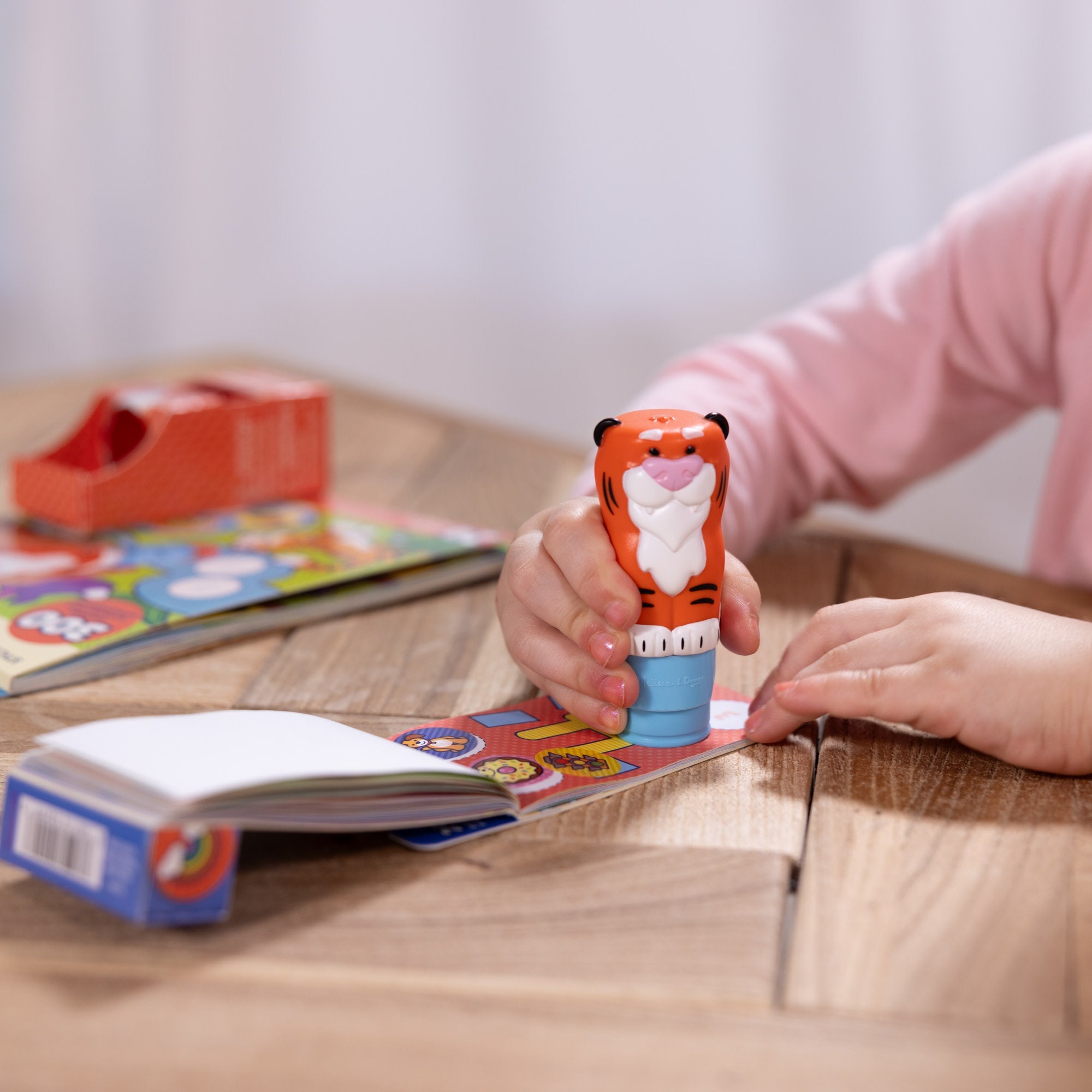 Sticker WOW!? Tiger Bundle: Activity Pad & Sticker Stamper + Mini Activity Pad and 200 Refill Stickers