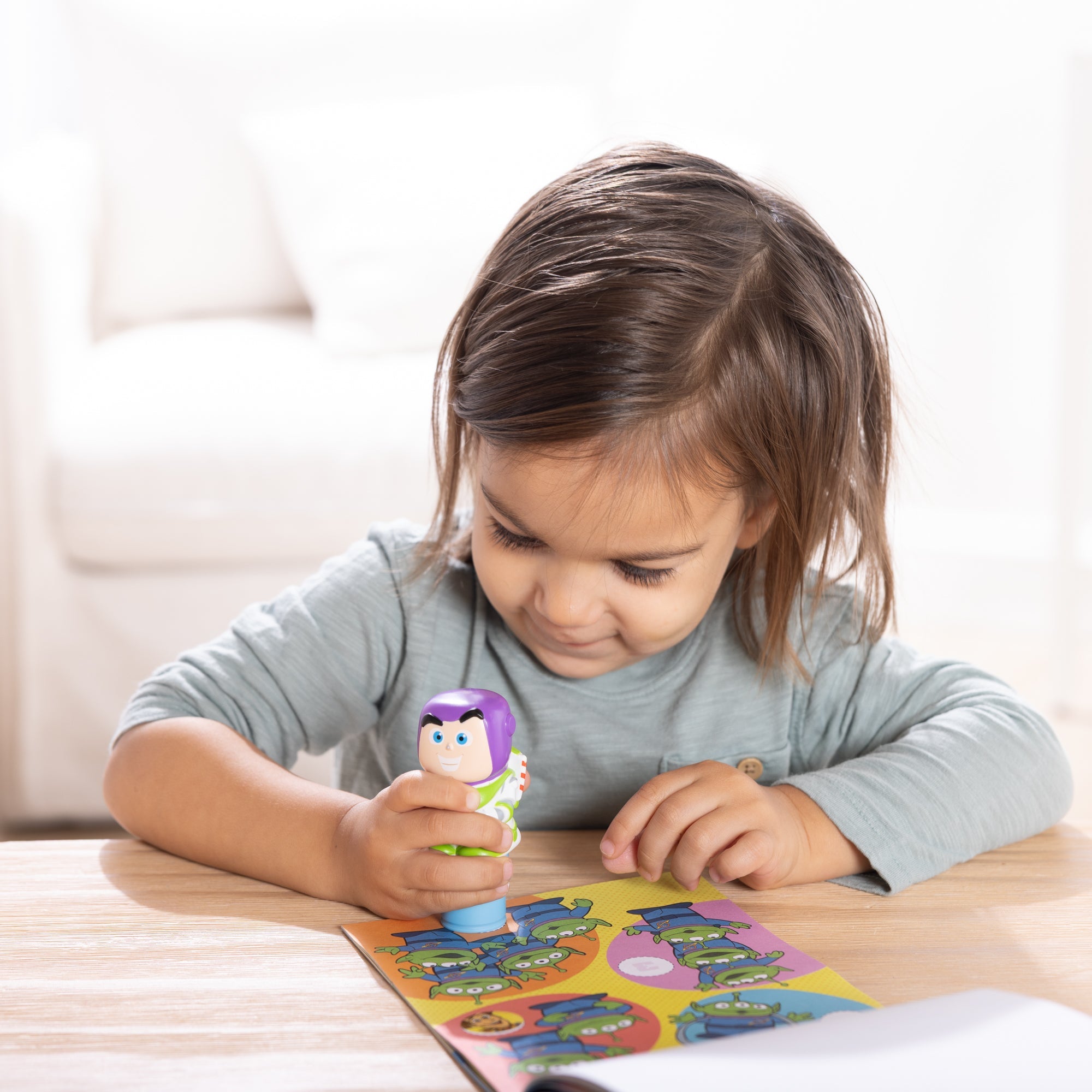 Sticker WOW!? Activity Pad & Sticker Stamper – Buzz Lightyear