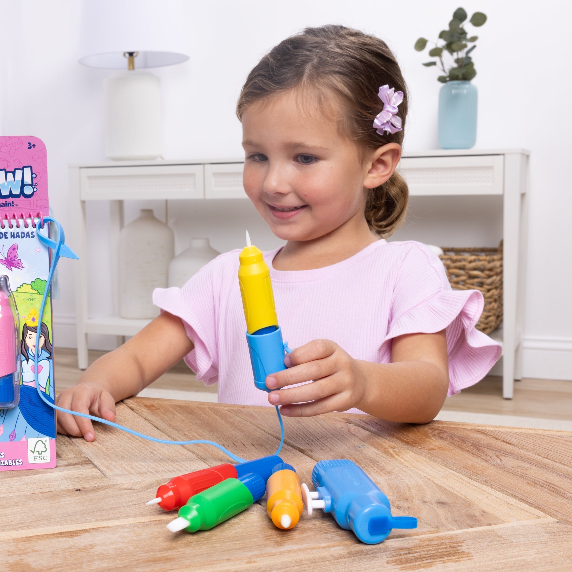 Water WOW! Pen Pack (4 Water Pens. Sprayer. Tether Cap)