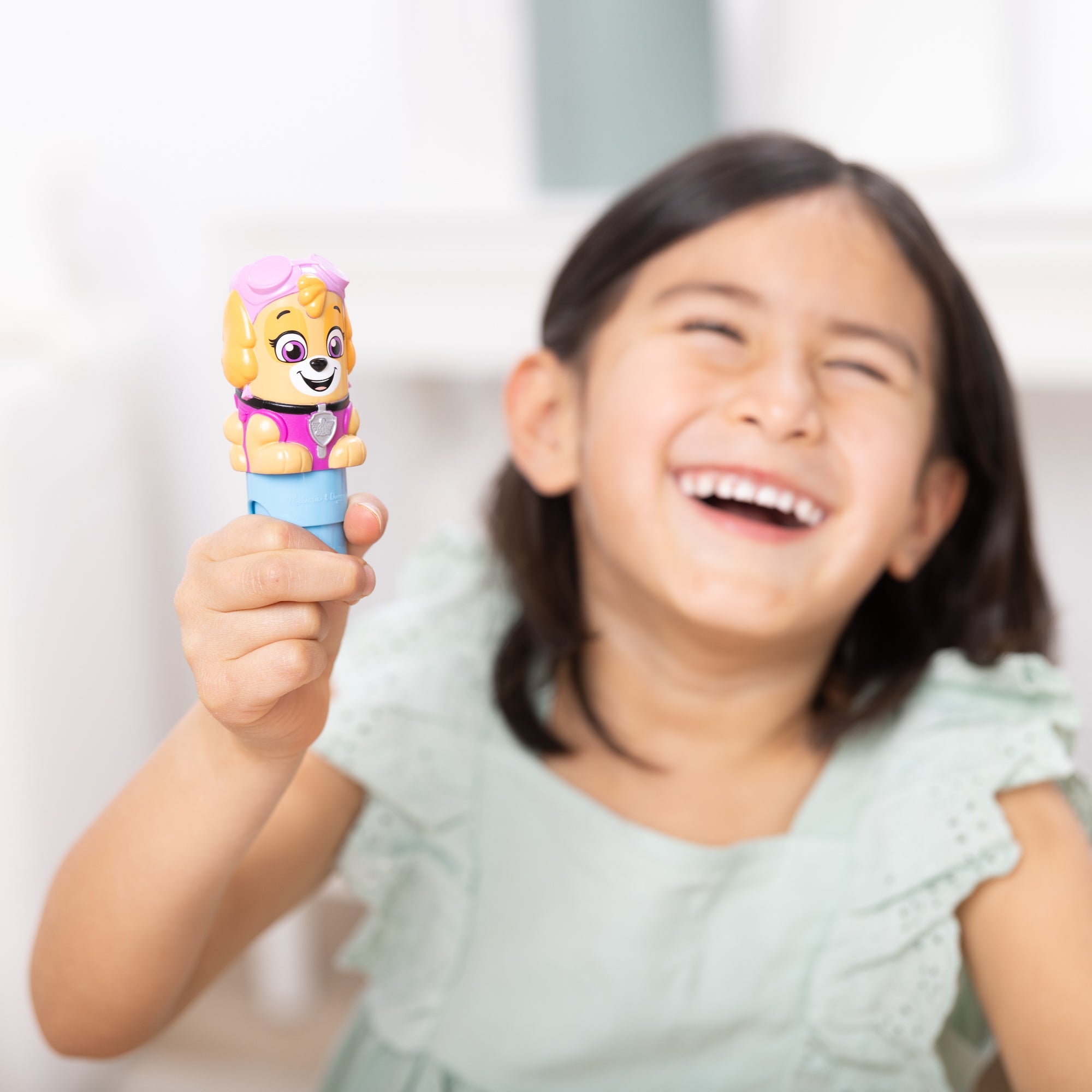 Sticker WOW!? PAW Patrol Skye Bundle: Activity Pad & Sticker Stamper + Mini Activity Pad and 200 Refill Stickers