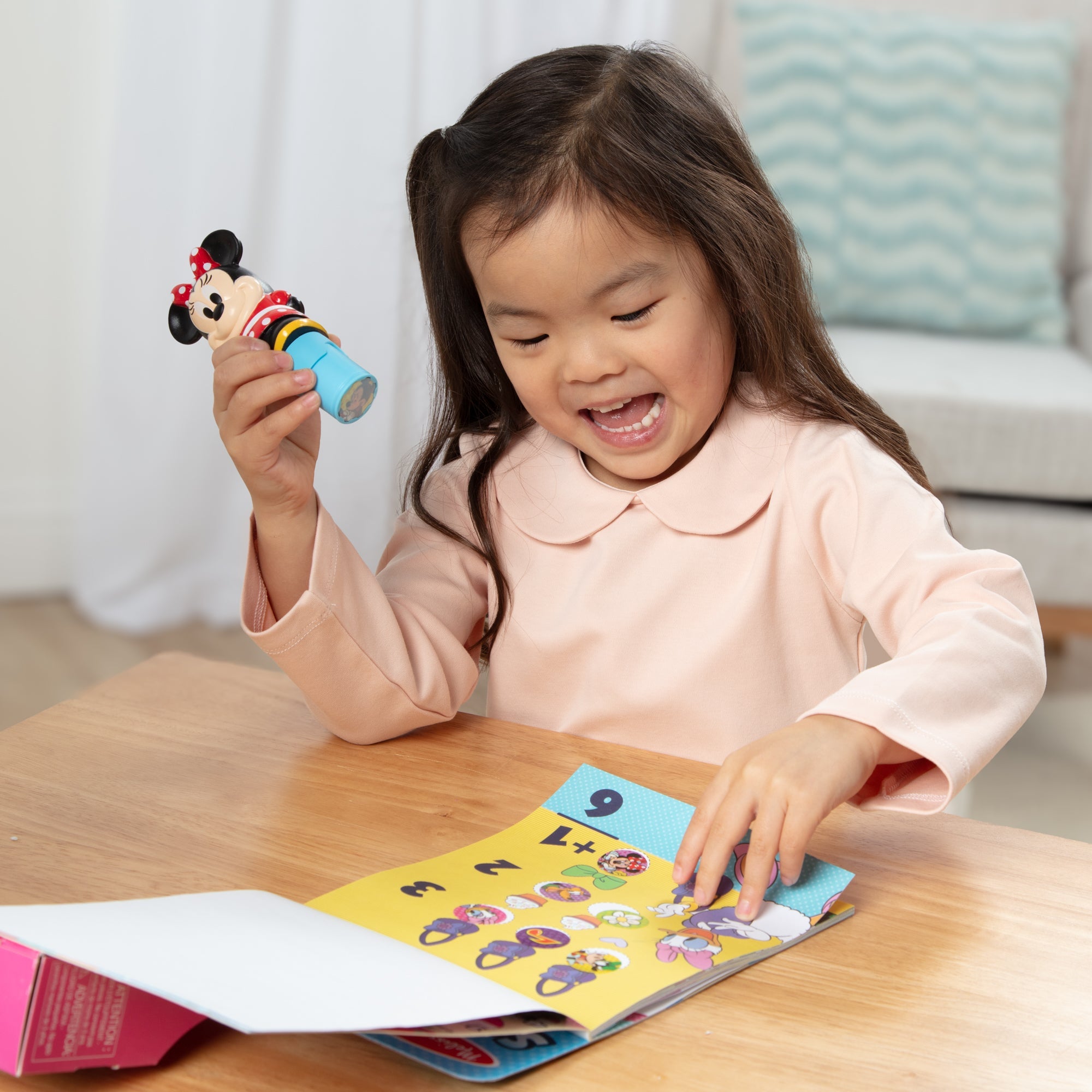 Sticker WOW!? Disney Minnie Mouse Bundle: Activity Pad & Sticker Stamper + Mini Activity Pad and 200 Refill Stickers