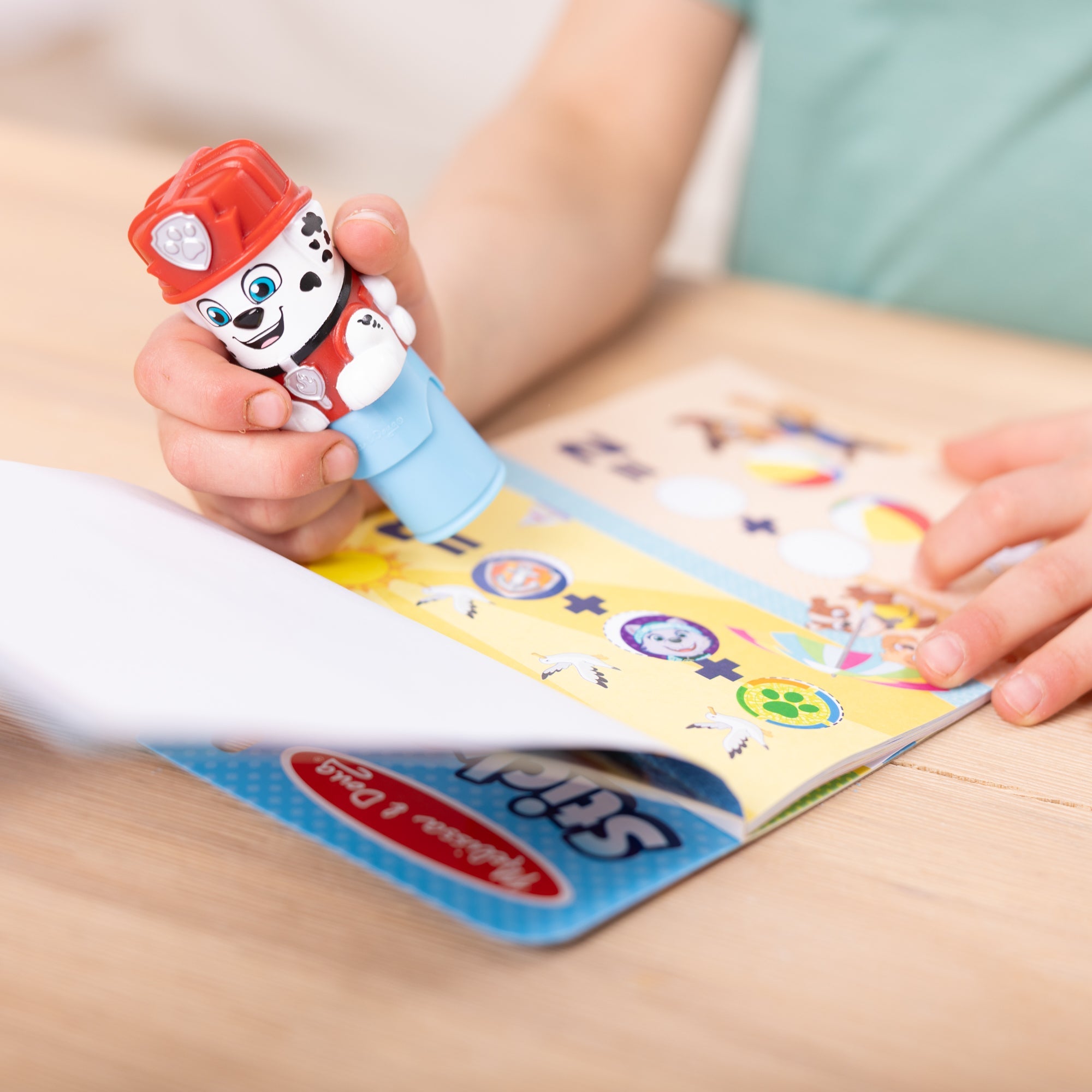 Sticker WOW!? PAW Patrol Marshall Bundle: Activity Pad & Sticker Stamper + Mini Activity Pad and 200 Refill Stickers